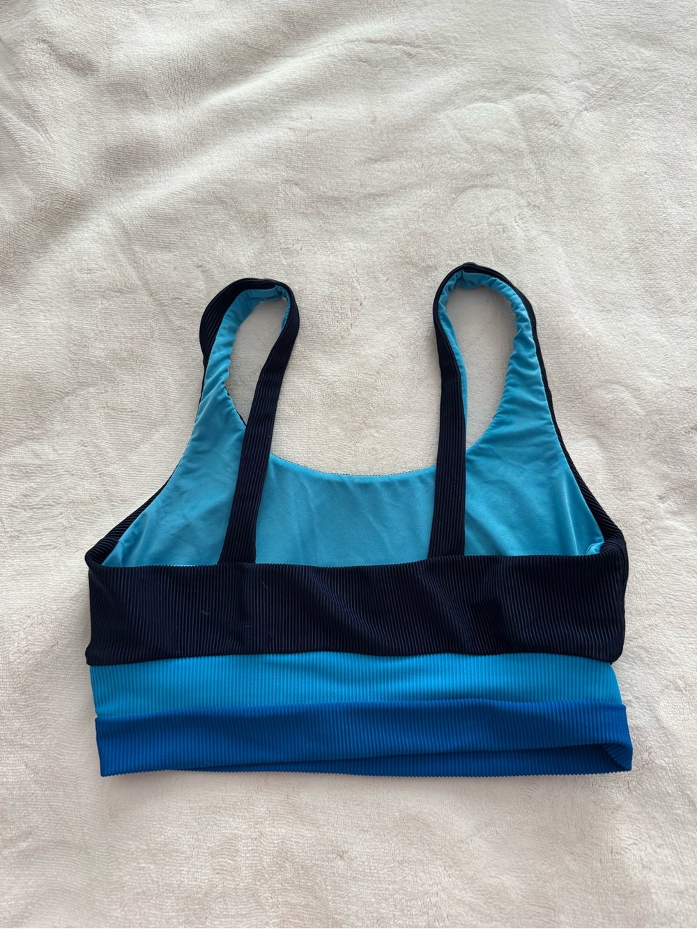 Beach Riot Bikini top - Picture 3 of 3
